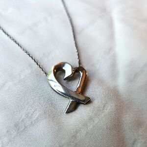 Chic Silver Heart Pendant Necklace